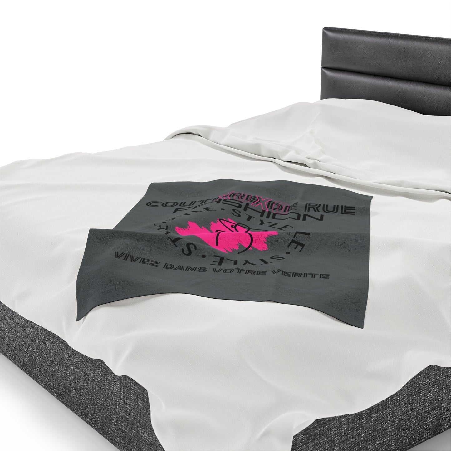 Fashionable XOXO Graphic Creative Expression Blanket - Dark Grey Couture De Rue Pink Splattered Plush Velveteen Blanket