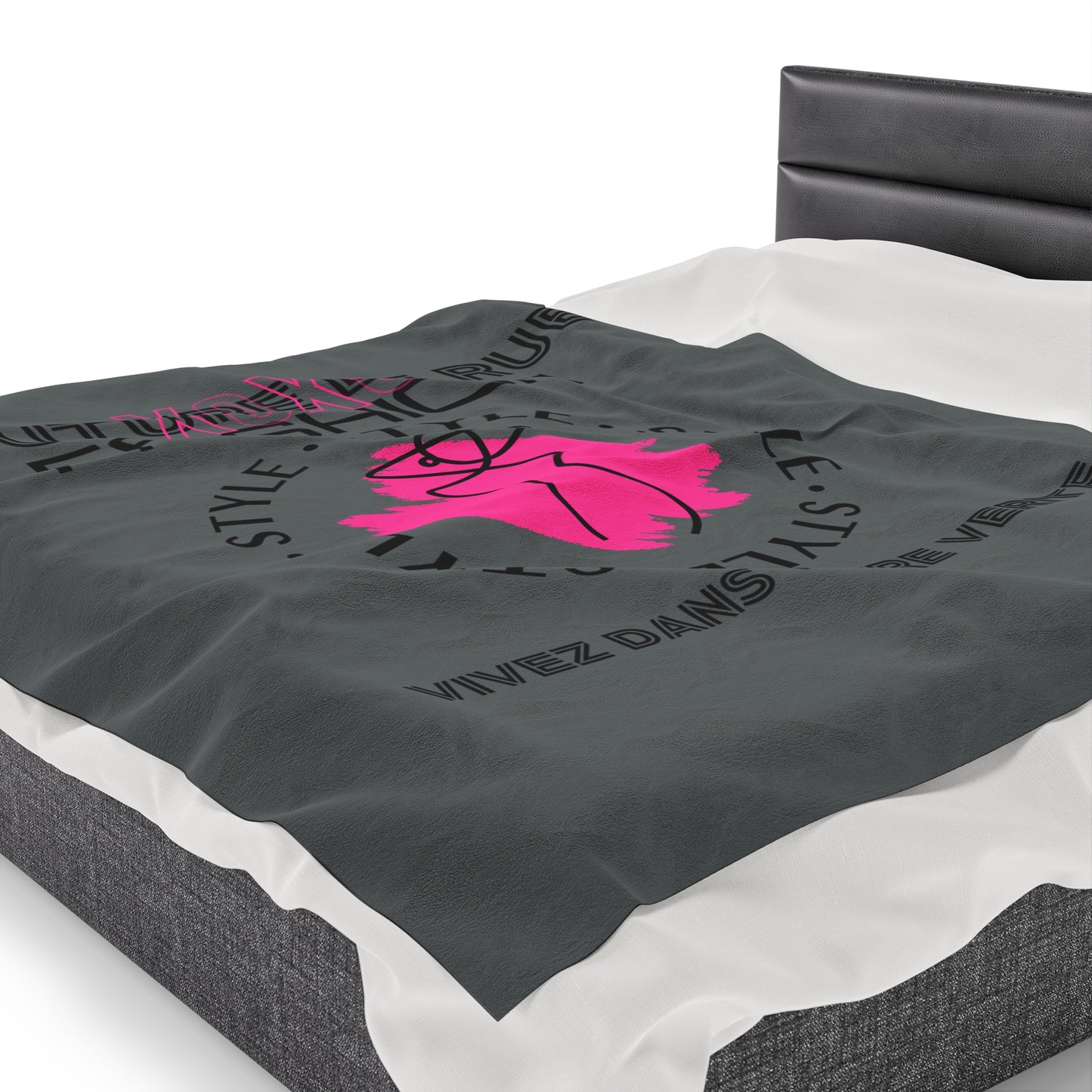 Fashionable XOXO Graphic Creative Expression Blanket - Dark Grey Couture De Rue Pink Splattered Plush Velveteen Blanket