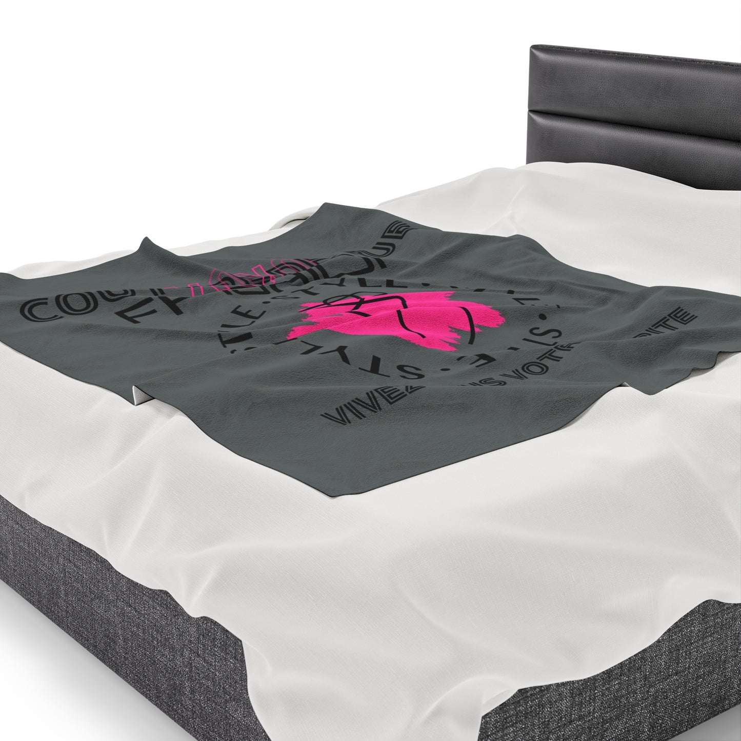 Fashionable XOXO Graphic Creative Expression Blanket - Dark Grey Couture De Rue Pink Splattered Plush Velveteen Blanket