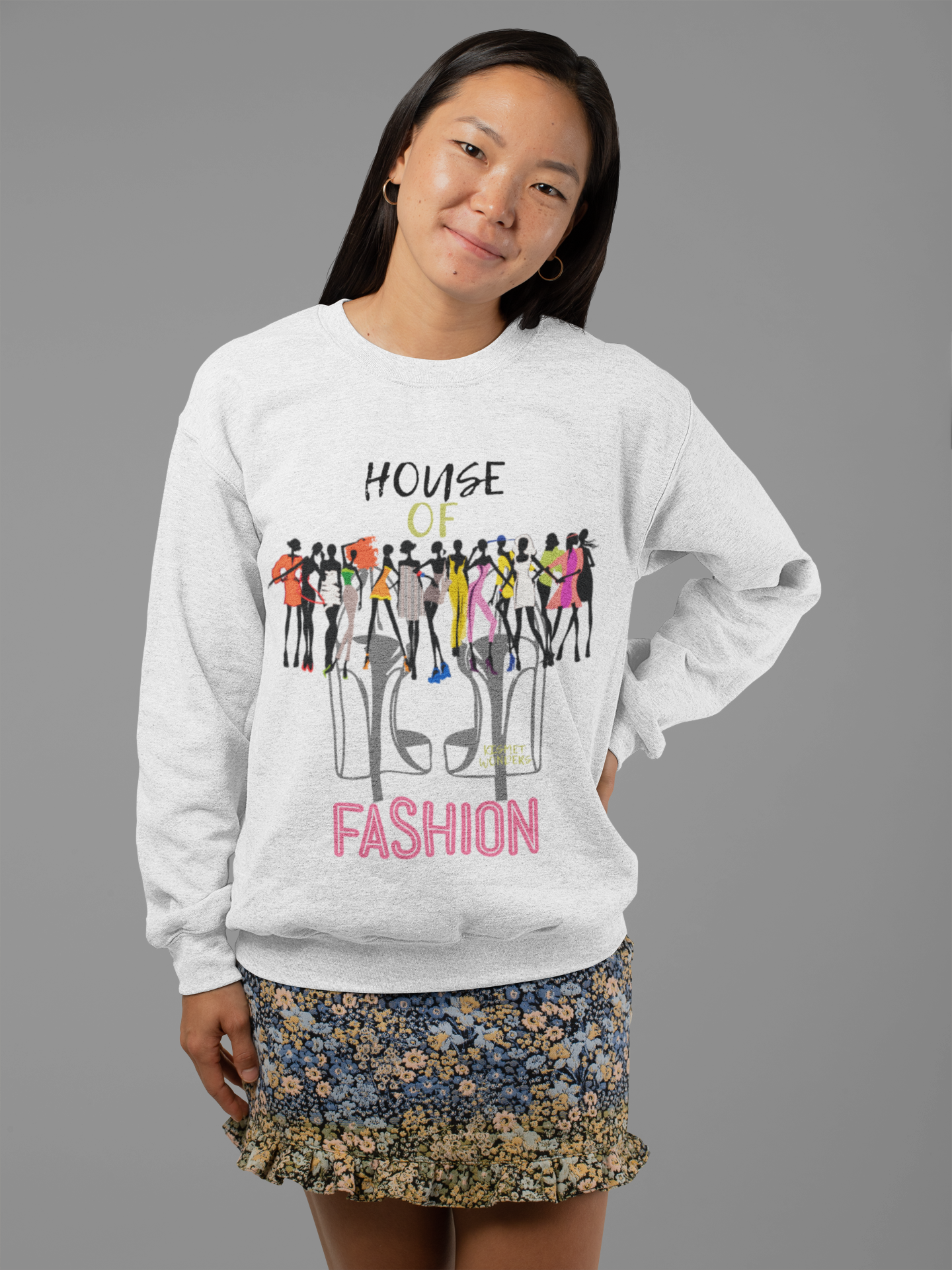 Bold and Artistic Sweatshirt with Vogue-Inspired Runway Models! Fashion-Forward Sweatshirt with Eclectic Ensembles